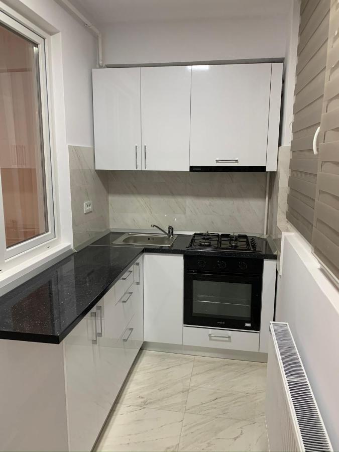 Apartament Cu Regim Hotelier Militari Residence Helen Chiajna Buitenkant foto