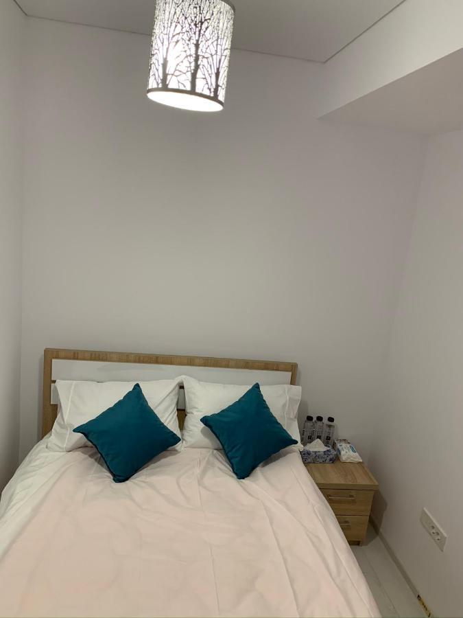 Apartament Cu Regim Hotelier Militari Residence Helen Chiajna Buitenkant foto